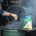 Bild 2 von Holzchips (Big Green Egg)  / (Sorte ) Hickory (2,9 l)